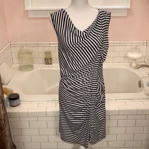 Laundry navy and white striped sleeveless dress side zip size cow neck size 14